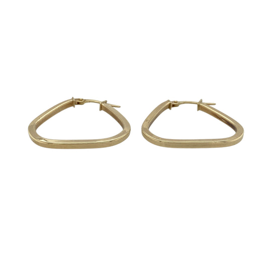 Add a modern geometric touch to your jewellery collection with these pre-owned 9ct yellow gold triangle shaped creole earrings, featuring a contemporary angular design with timeless everyday appeal—perfect for casual wear, workwear, or stylish occasion looks.
Design: The earrings feature a sleek triangle shaped creole hoop design, offering a modern alternative to traditional round hoops with clean lines and eye-catching styling.