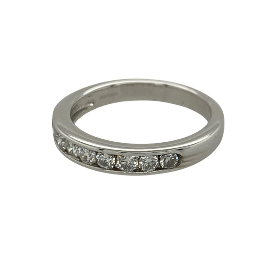 Add timeless sparkle and elegant simplicity to your jewellery collection with this pre-owned 18ct white gold diamond set band ring, featuring a refined design with versatile everyday appeal—perfect for stacking, anniversaries, or sophisticated daily wear.
Design: The ring features a sleek band design accented with sparkling diamonds across the front, creating a classic and elegant look. The front of the band measures approximately 3mm wide, offering a refined and delicate appearance.