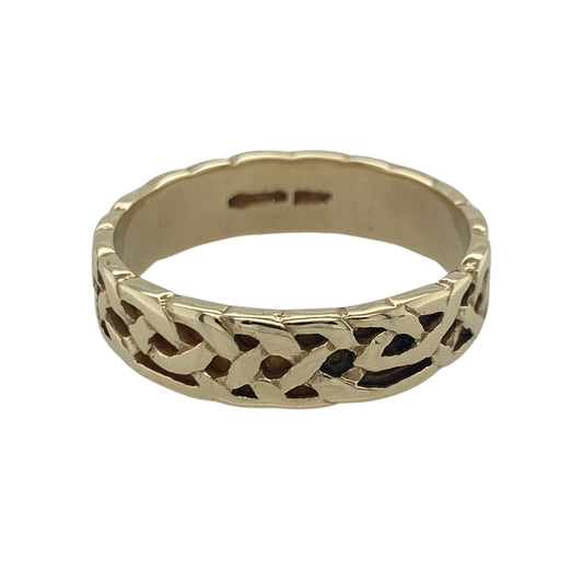 Add meaningful heritage-inspired style to your jewellery collection with this pre-owned 9ct yellow gold Celtic knot band ring, featuring intricate traditional detailing and a substantial design with timeless everyday appeal—perfect for gifting, celebrating Celtic heritage, or wearing as a distinctive statement piece.
Design: The ring features an elegant Celtic knot pattern running around the band, creating a continuous interwoven design that symbolises eternity and connection.