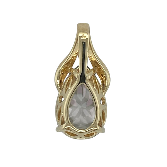 Add vibrant colour and eye-catching sparkle to your jewellery collection with this pre-owned 9ct yellow gold diamond and mystic topaz teardrop pendant, featuring a striking gemstone design with elegant everyday appeal—perfect for special occasions, gifting, or statement wear.
Design: The pendant showcases a stunning teardrop-shaped mystic topaz measuring approximately 15mm by 10mm, displaying the captivating multi-coloured iridescence for which this gemstone is admired.