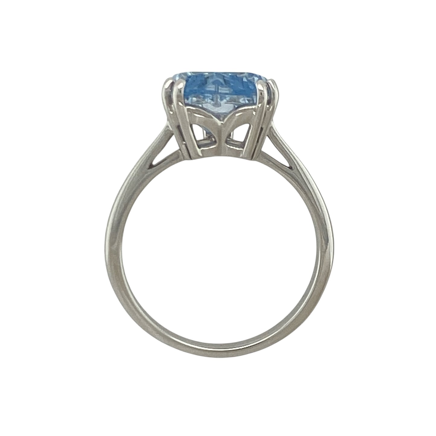14ct White Gold & Blue Stone Heart Ring