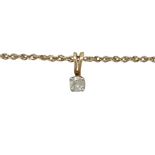 Add timeless elegance and understated sparkle to your jewellery collection with this pre-owned 9ct yellow gold diamond solitaire pendant necklace, featuring a classic design with refined everyday appeal—perfect for gifting, special occasions, or effortless daily wear.
Design: The necklace features a sparkling diamond solitaire pendant measuring approximately 8mm in length including the bail.