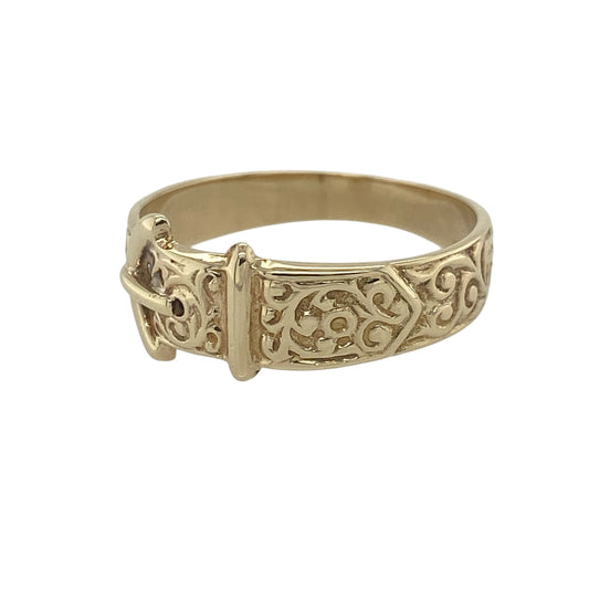 Add a touch of traditional charm to your jewellery collection with this pre-owned 9ct yellow gold buckle ring. Featuring the classic buckle motif, a design long associated with loyalty, strength, and enduring love, this elegant ring offers timeless appeal and everyday versatility.
Design: The ring showcases a detailed buckle design across the front, measuring approximately 8mm in width. The distinctive buckle motif creates an eye-catching focal point while maintaining a refined and wearable appearance.