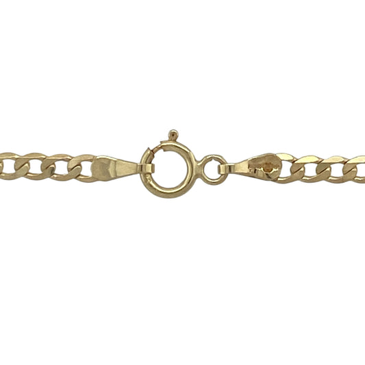 Add a timeless essential to your jewellery collection with this pre-owned 9ct yellow gold curb chain necklace. Featuring a classic curb link design and versatile 20-inch length, this elegant chain is perfect for everyday wear, either on its own or paired with a favourite pendant.
Design: The necklace showcases the enduring curb link style, with smoothly interlocking links that create a neat, polished appearance. Its classic design ensures lasting appeal and effortless versatility.