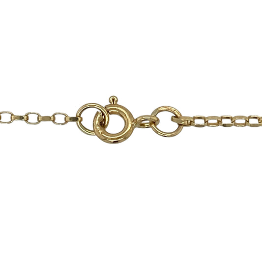 Complete your jewellery collection with this pre-owned 9ct yellow gold 18-inch belcher chain, featuring classic 1mm round links that offer timeless style and everyday versatility.
Design: This chain features the traditional belcher link design, with uniform round links creating a simple yet elegant appearance. The fine 1mm width gives it a delicate profile, making it perfect for wearing alone or with a favourite pendant.