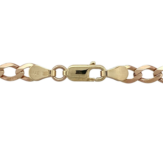 Add warm colour and timeless styling to your jewellery collection with this pre-owned 9ct rose gold curb chain, featuring a classic link design with a substantial and versatile profile.
Design: The chain showcases a traditional curb link design, creating a timeless and versatile appearance suitable for wearing alone or paired with a compatible pendant.