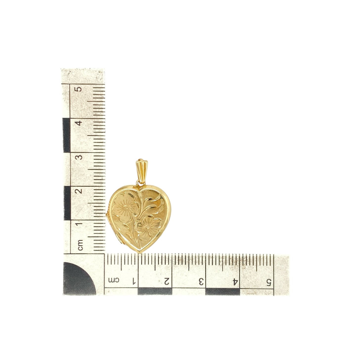 9ct Gold Flower Patterned Heart Locket