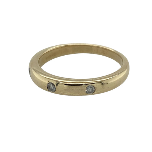This pre-owned 9ct yellow gold diamond band ring is a timeless and elegant piece, offering a classic design with just the right amount of sparkle.
Design: The ring features three brilliant diamonds set across the front of a polished yellow gold band. With its sleek 3mm wide profile, this versatile design is perfect for everyday wear, stacking, or wearing as a dress ring.
Material: Made from 9-carat yellow gold.
Gemstone Detail: Three diamonds with an approximate total diamond weight of 0.10ct.