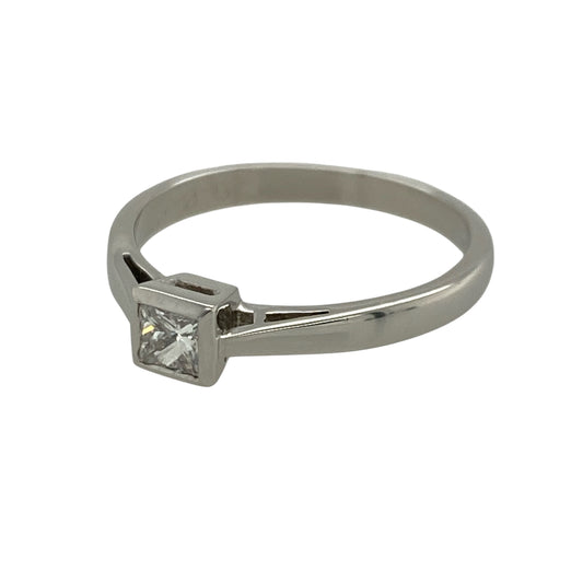 This pre-owned platinum diamond solitaire ring is a timeless classic, showcasing a beautiful princess cut diamond in a simple and elegant setting.
Design: The ring features a striking princess cut solitaire diamond, allowing the centre stone to take centre stage. The sleek platinum band complements the clean lines of the diamond, creating a sophisticated design that is perfect as an engagement ring or a cherished everyday piece.
Material: Made from platinum.