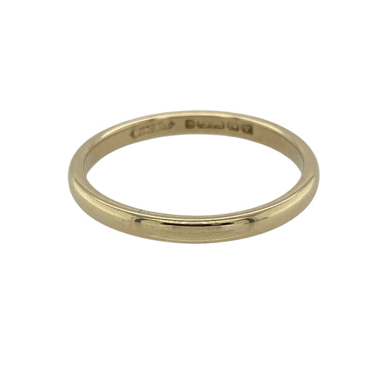 This pre-owned 9ct yellow gold wedding band ring is a timeless classic, offering simple elegance and enduring style.
Design: Featuring a polished 2mm wide band, this traditional wedding ring has a slim and comfortable profile that is ideal for everyday wear. Its classic design makes it perfect as a wedding band, stacking ring or a subtle addition to any jewellery collection.
Material: Made from 9-carat yellow gold.
Ring Detail: Classic wedding band measuring approximately 2mm wide in size O to P.