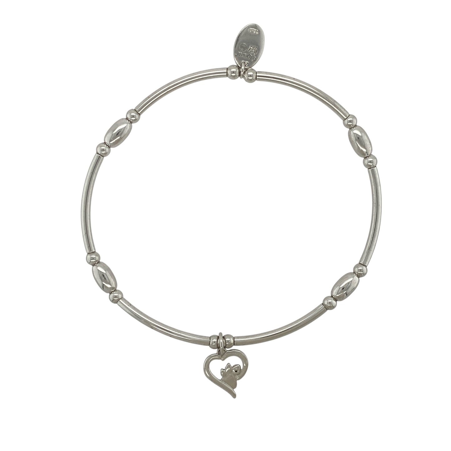 This pre-owned Clogau Affinity Pawprint Heart bracelet is a charming sterling silver design, combining a comfortable stretchy style with a meaningful pawprint and heart motif.
Design: Featuring the Clogau Affinity design with a pawprint heart detail, this bracelet offers a meaningful way to celebrate a much-loved pet. The stretchy design makes it easy to wear, while the polished silver finish gives it a simple and versatile look for everyday styling.
Material: Made from 925 sterling silver.