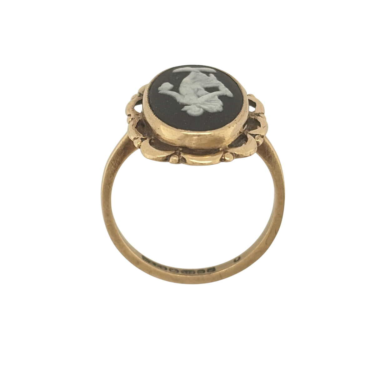 9ct Gold & Black and White Cameo Oval Ring