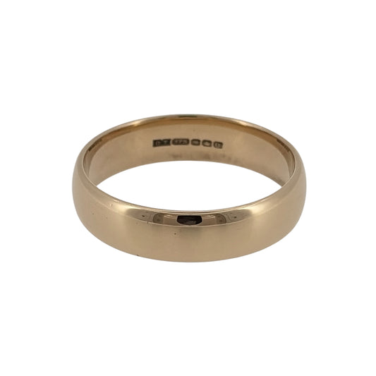 This pre-owned 9ct yellow gold wedding band ring is a timeless design, featuring a classic 6mm wide profile.
Design: Featuring a traditional wedding band design, this ring has a clean and understated finish in warm 9ct yellow gold.
Material: Made from 9-carat yellow gold.
Ring Detail: The band measures approximately 6mm wide.
Size & Weight: Ring size Y to Z. Total weight 6.50 grams.