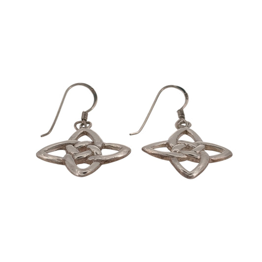 Add a traditional touch to your jewellery collection with these pre-owned 925 sterling silver Celtic knot drop earrings, featuring decorative knotwork detailing and a classic silver finish.
Design: The earrings feature a traditional Celtic knot design, symbolising eternity and connection, creating a meaningful and timeless appearance.
Material: Made from 925 sterling silver, offering a classic silver finish that complements the intricate knotwork.