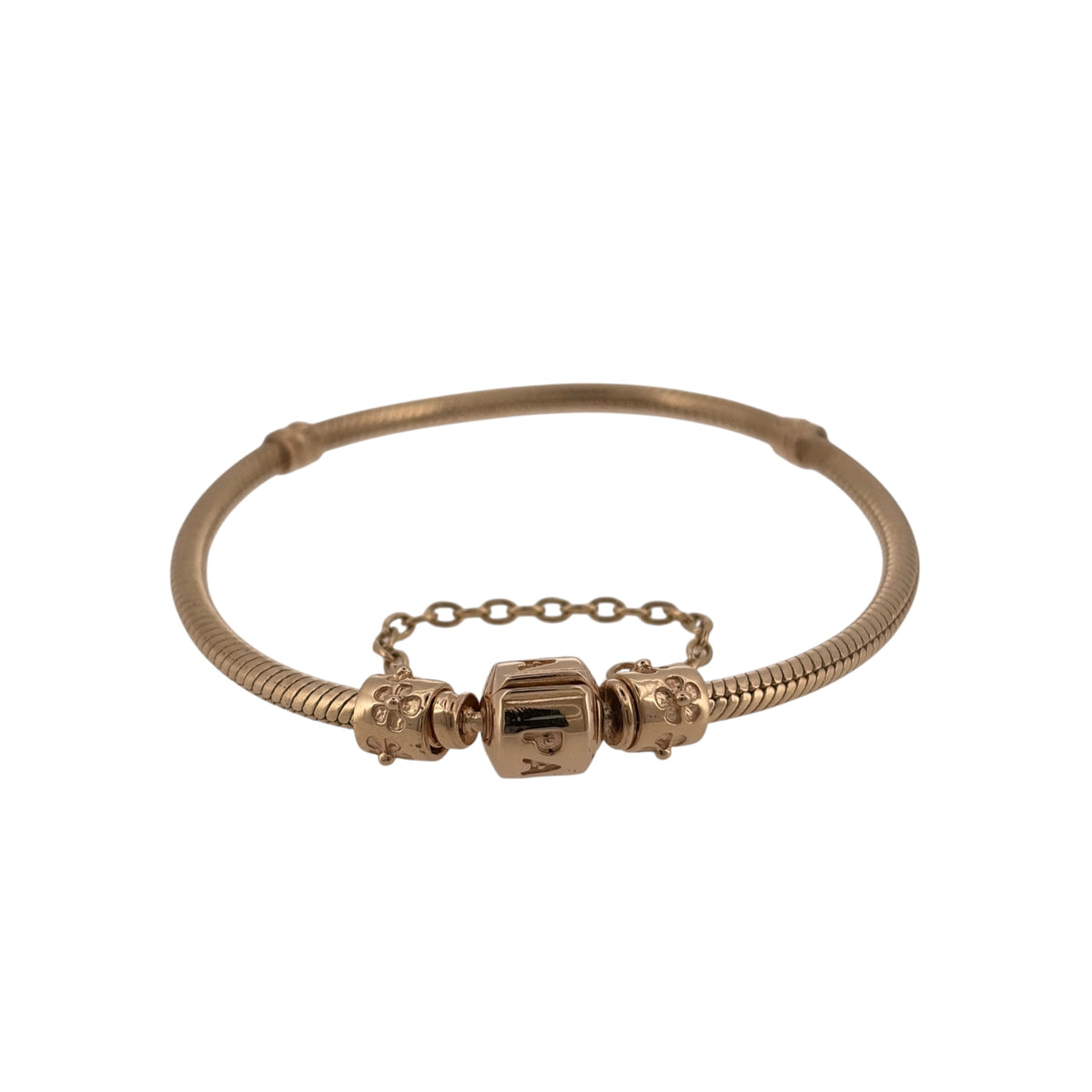 Add a classic piece to your jewellery collection with this pre-owned 14ct yellow gold Pandora snake charm bracelet, featuring a traditional snake chain design and a safety chain for added security.
Design: The bracelet features Pandora's classic snake chain design, creating a timeless and versatile appearance suitable for wearing alone or with compatible charms.
Material: Made from 14ct yellow gold, offering a traditional warm gold finish.