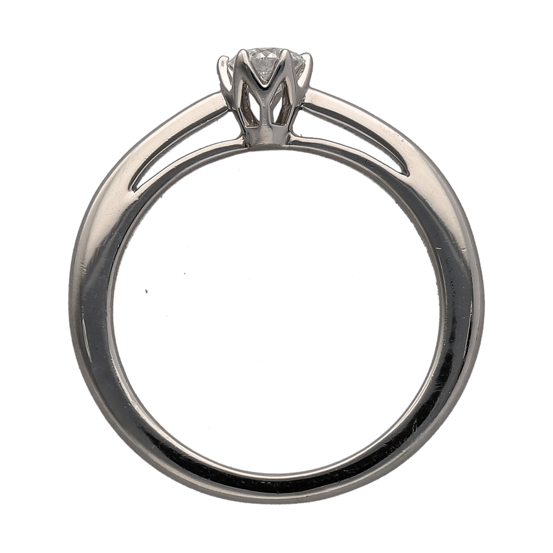 Platinum & Diamond Solitaire Ring