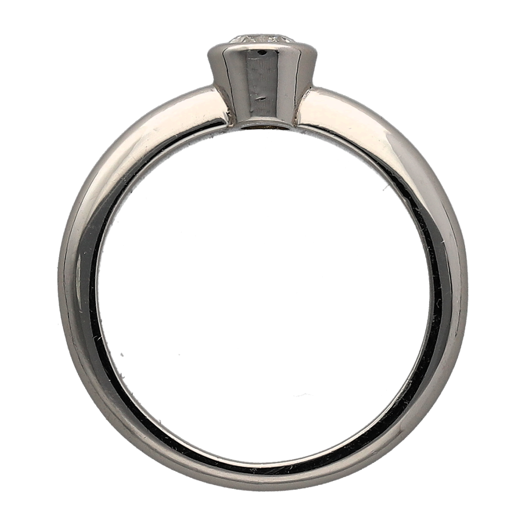 Platinum & Diamond Solitaire Ring