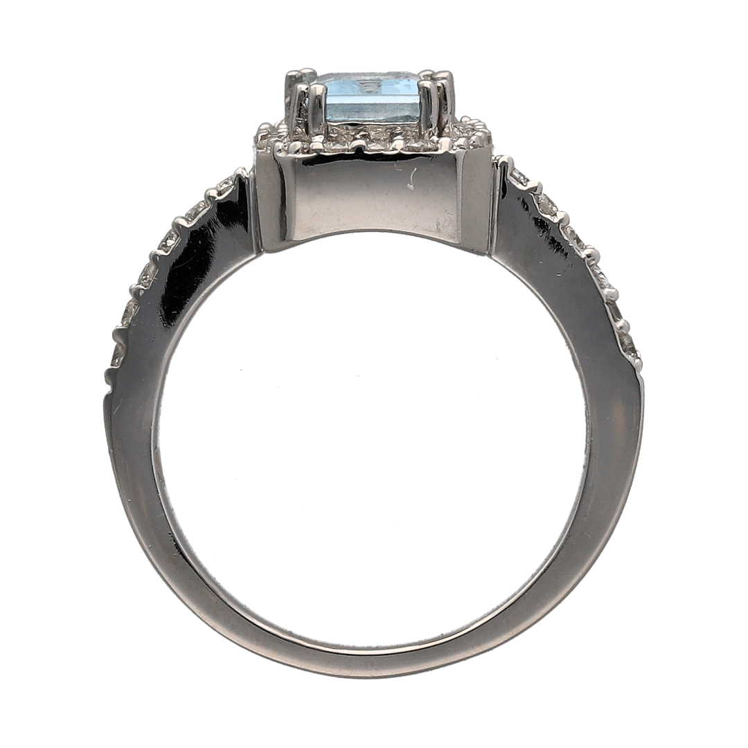 14ct White Gold Diamond & Aquamarine Ring