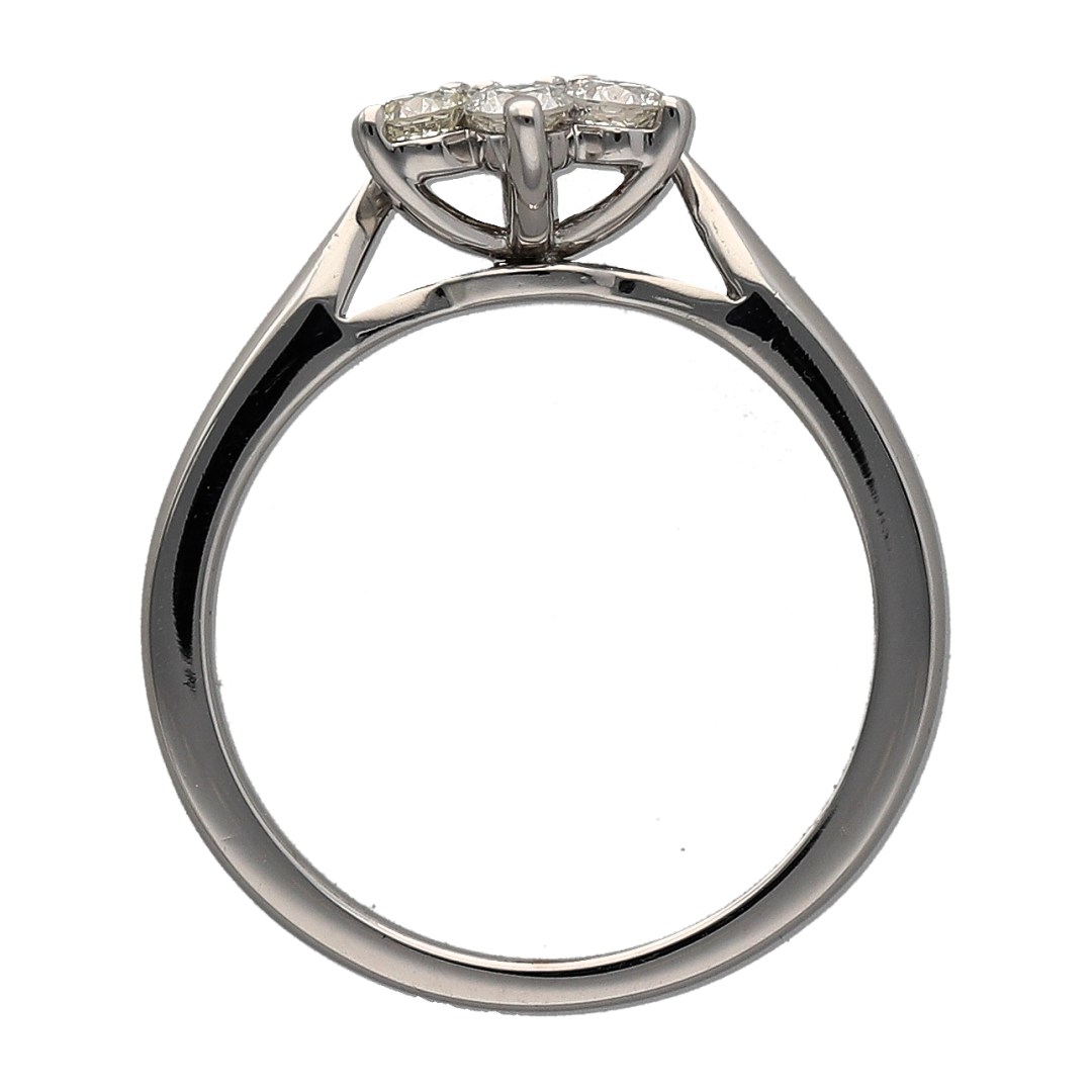 18ct White Gold & DIamond Set Flower Cluster Ring