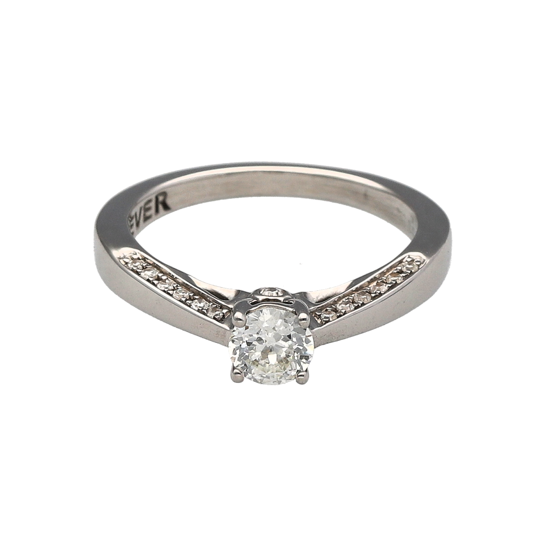 18ct White Gold & Diamond Set Solitaire Ring