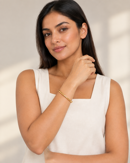 9ct Gold Plain Hinged Bangle