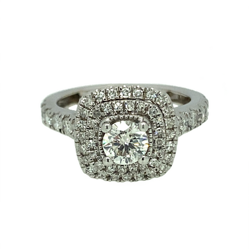 SALE 18ct White Gold Diamond Cluster Ring