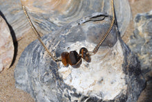 Load image into Gallery viewer, 9ct Gold &amp; Tigers Eye 18&quot; Necklace
