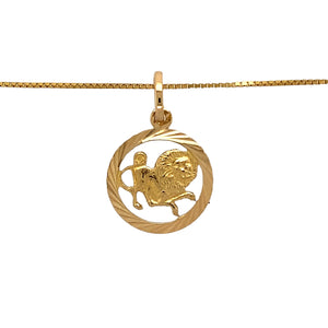 Preowned 18ct Yellow Gold Lion Leo Starsign Circle Pendant on a 20" box chain with the weight 5.20 grams. The pendant is 2.5cm long including the bail