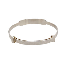 Load image into Gallery viewer, New Silver Diamond Cut Identity Expander Bangle with the weight 3.50 grams. The front of the bangle is 6mm wide and the rest of the bangle is 3mm wide. The bangle diameter is 3.9cm when closed and 5cm when fully expanded

