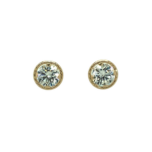 New 9ct Gold 5mm Cubic Zirconia Halo Stud Earrings with the weight 0.60 grams. The backs are 9mm long