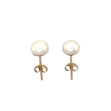 Load image into Gallery viewer, New 9ct Gold &amp; 7mm Freshwater Pearl Stud Earrings
