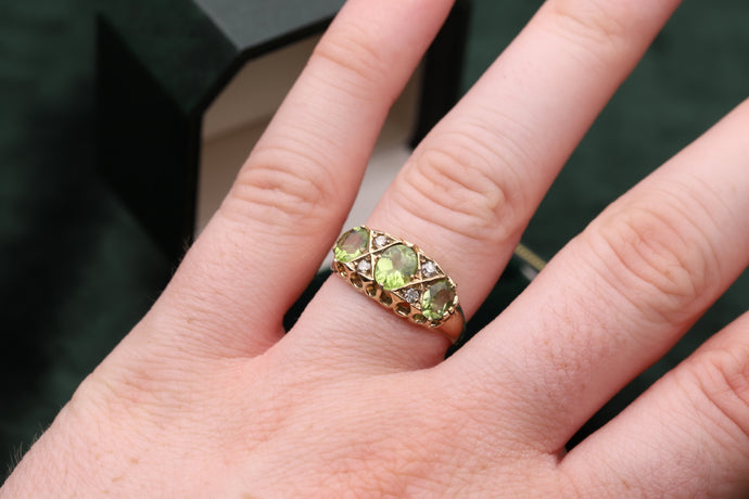 August Birthstone - Peridot!