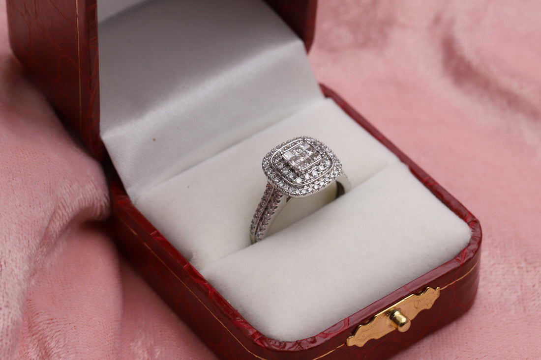 18ct White Gold & Diamond Set Halo Cluster Ring in a red jewellery box