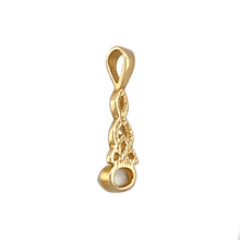 Load image into Gallery viewer, New 9ct Yellow Gold &amp; Moonstone Set Celtic Knot Pendant with the weight 1.40 grams. The moonstone is 4mm by 6mm
