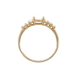 9ct Gold & Opalique Set Dress Ring