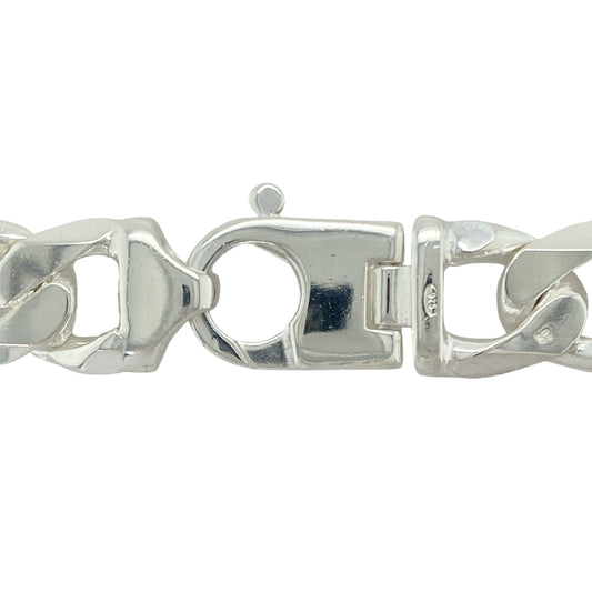 Bring bold sophistication and ultimate impact to your collection with this new 925 solid silver 26" curb chain, offering a striking design and commanding presence—perfect for making a truly unforgettable statement.

Design: The chain features a traditional 26" curb style with extra-wide 17mm links, creating a strong, sleek, and powerful look. Its bold silhouette and classic design make it a standout choice for those who love attention-grabbing pieces.
