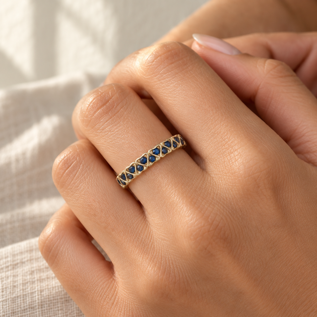 9ct Gold & Sapphire Heart Band Ring
