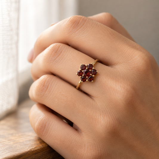 9ct Gold & Garnet Flower Cluster Ring