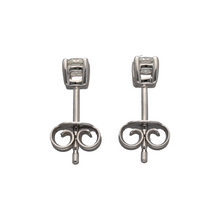 Load image into Gallery viewer, New 9ct White Gold &amp; Diamond Set Stud Earrings

