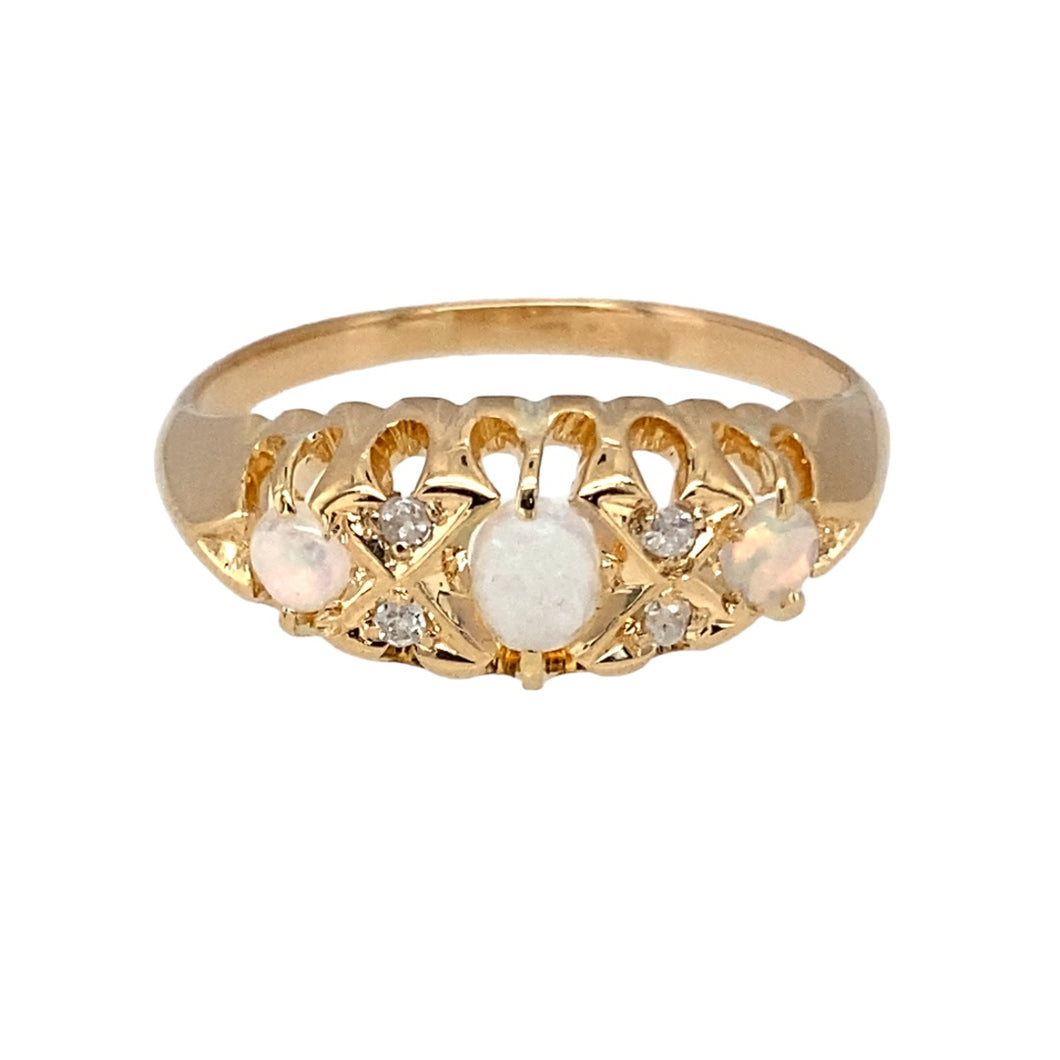 18ct Gold Diamond & Opal Set Ring