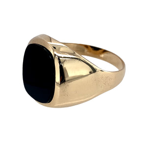 Preowned 9ct Yellow Gold & Onyx Set Signet Ring in size Y with the weight 5.40 grams. The onyx stone is 14mm by 12mm