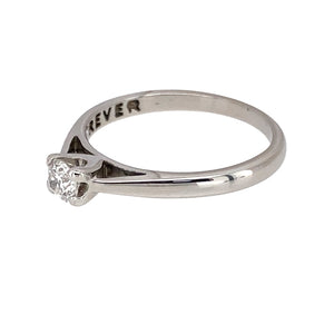 Preowned 18ct White Gold & Diamond Set Solitaire Ring in size K to L with the weight 2.30 grams. The diamond is approximately 25pt at approximate clarity i1 and colour M - O