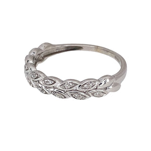 Preowned 9ct White Gold & Diamond Set Wreath Style Band Ring in size J with the weight 1.30 grams. The front of the band is 3mm wide