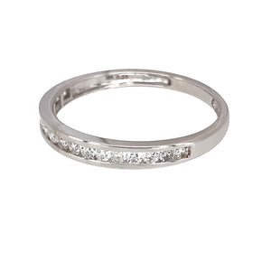 Preowned 18ct White Gold & Diamond Set Band Ring in size N with the weight 1.50 grams. The band is 3mm wide at the front
