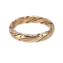 Load image into Gallery viewer, 9ct Gold Clogau Entwined Band Ring
