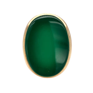 Preowned 9ct Yellow Gold & Green Stone Set Oval Cut Ring in size K with the weight 9.40 grams. The green stone (possibly agate) is 24mm by 18mm