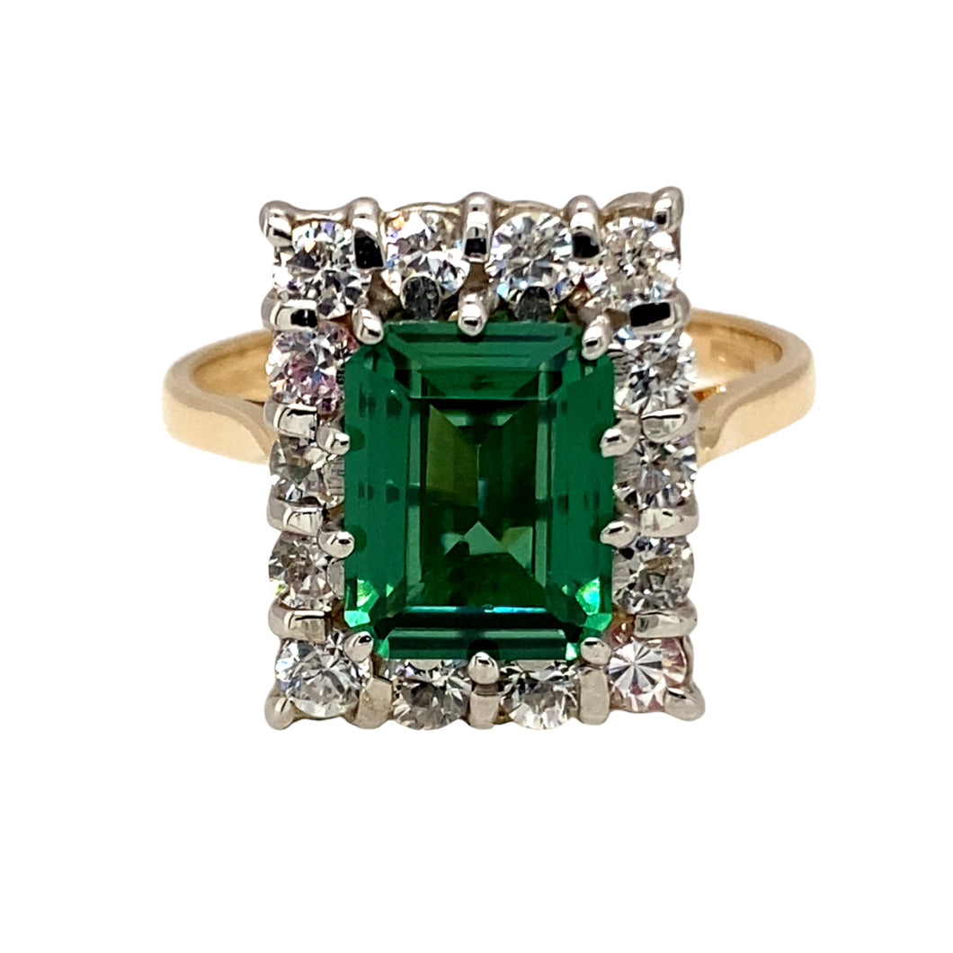 9ct Gold Green Stone & Cubic Zirconia Set Dress Ring