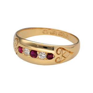 Preowned 18ct Yellow Gold Diamond & Ruby Set Antique Ring in size N with the weight 2.70 grams. The front of the band is 7mm high and the center ruby stone is 2mm diameter