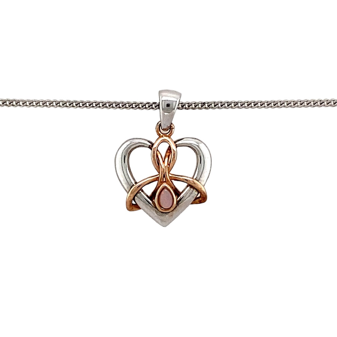 Preowned 925 Silver with 9ct Rose Gold Clogau & Opalique Set Clogau Lovespoon Pendant on an adjustable 18" - 22" Clogau curb chain with the weight 4.80 grams. The pendant is 2.1cm long including the bail