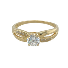 Load image into Gallery viewer, 9ct Gold &amp; Cubic Zirconia Set Solitaire Ring
